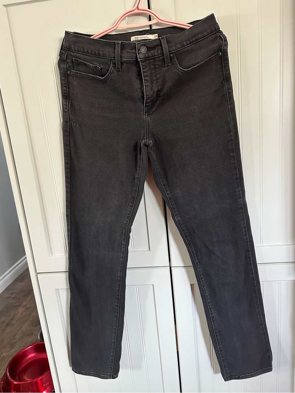 Levi’s 312 Jeans